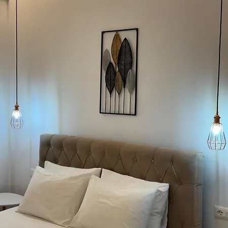 Luxury דירה